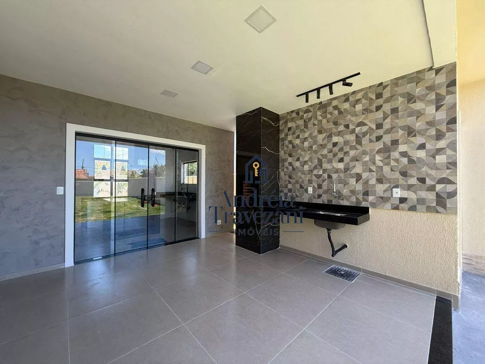 Casa, 3 quartos, 131 m² - Foto 1