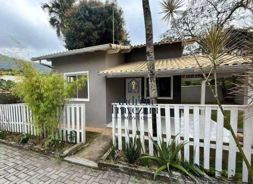 Casa, 2 quartos, 72 m² - Foto 1