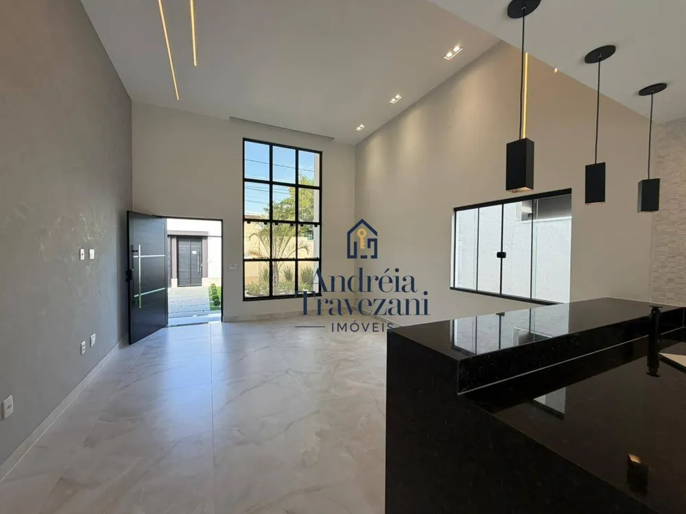 Casa, 3 quartos, 231 m² - Foto 2