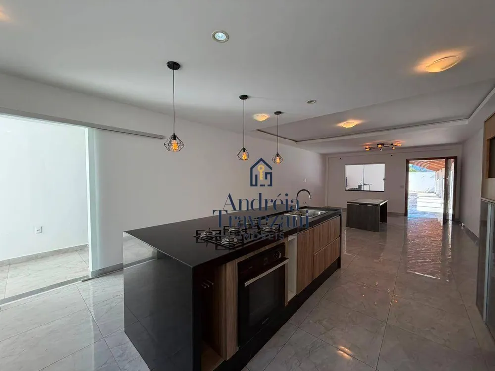 Casa, 3 quartos, 200 m² - Foto 13