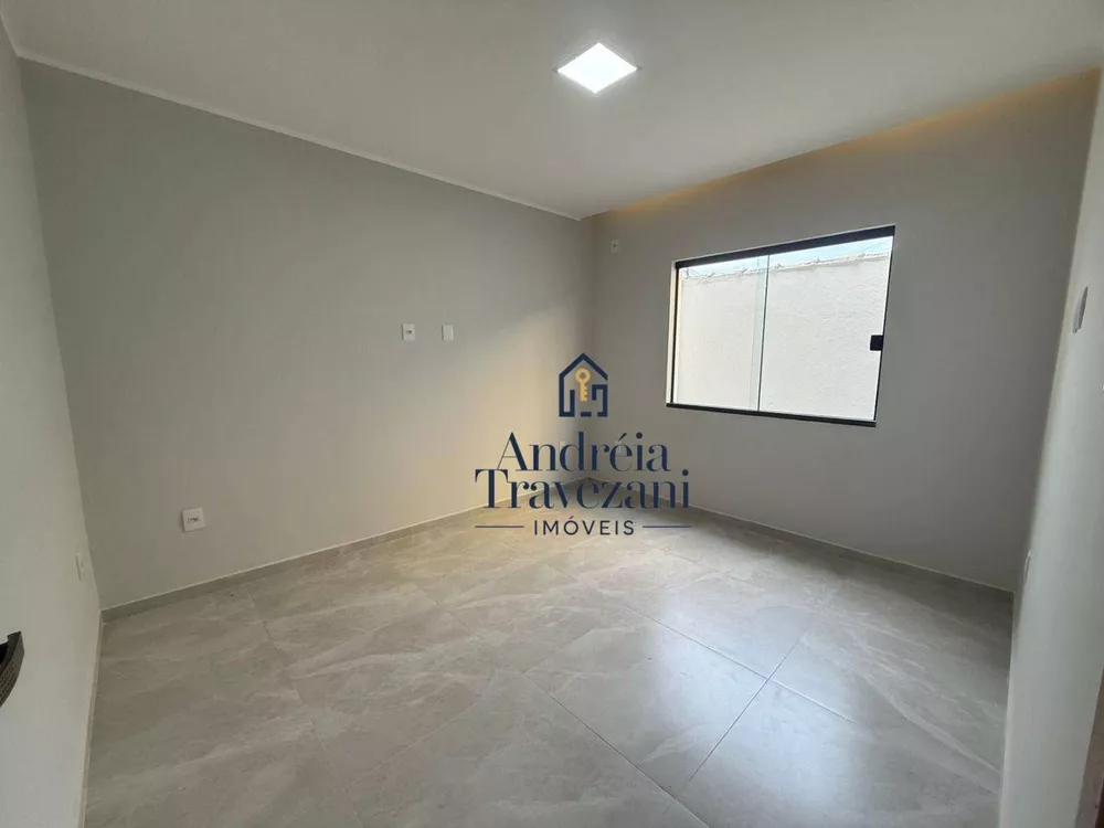 Casa, 3 quartos, 141 m² - Foto 2