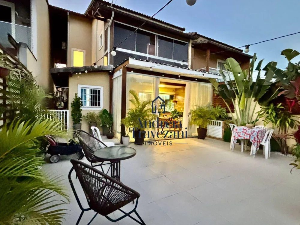 Casa, 4 quartos, 174 m² - Foto 1