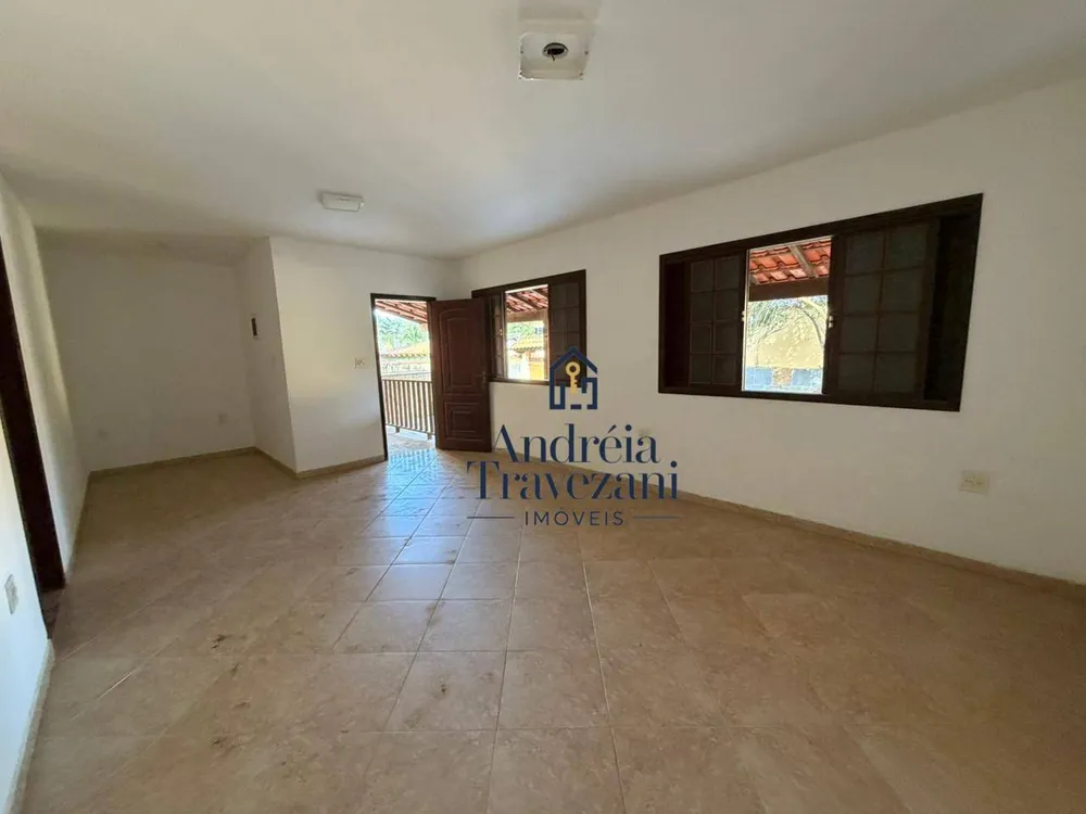 Casa, 3 quartos, 249 m² - Foto 1