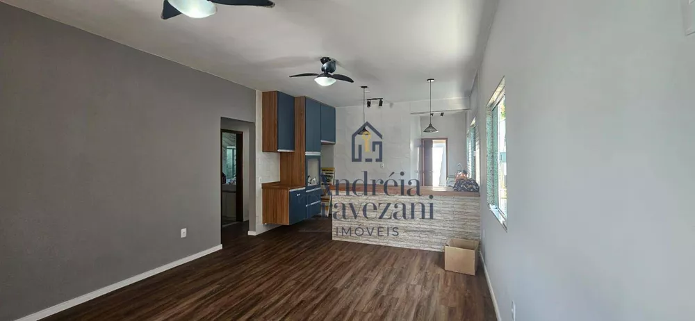 Casa, 3 quartos, 201 m² - Foto 2