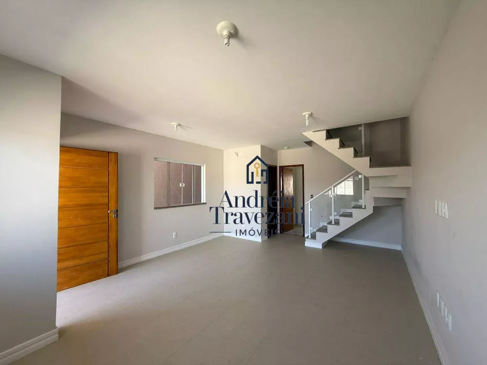 Casa, 5 quartos, 130 m² - Foto 2