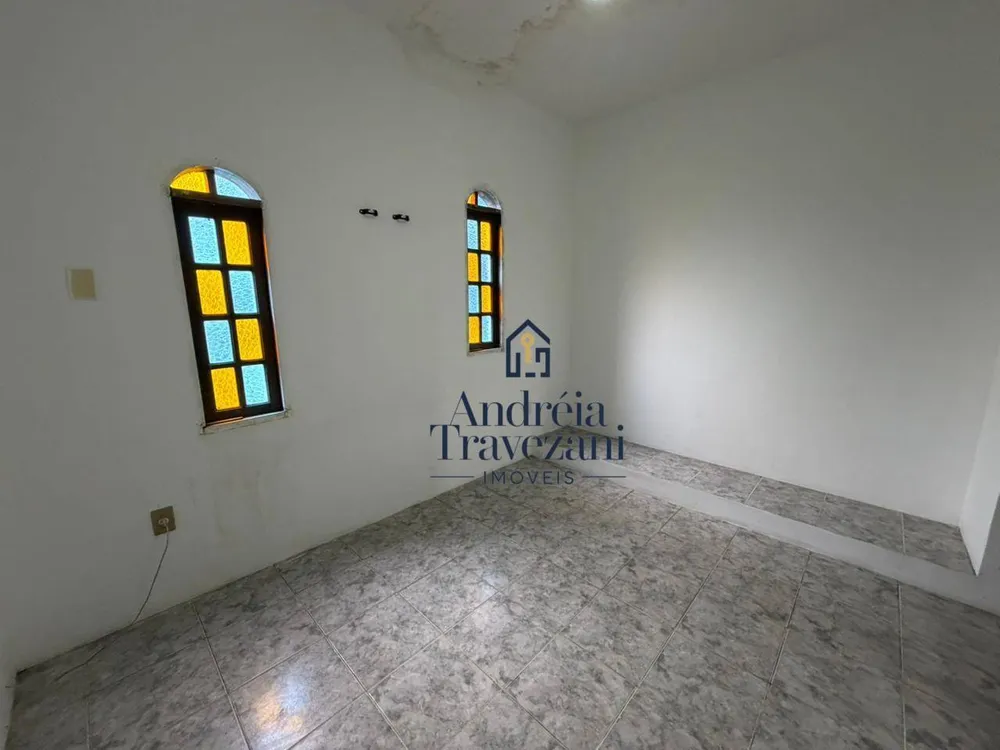 Casa, 4 quartos, 180 m² - Foto 2