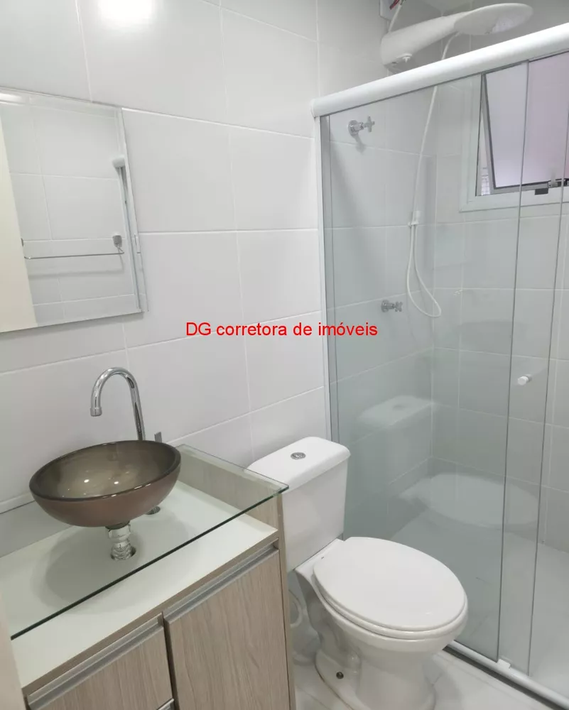 Apartamento à venda com 2 quartos, 57m² - Foto 2