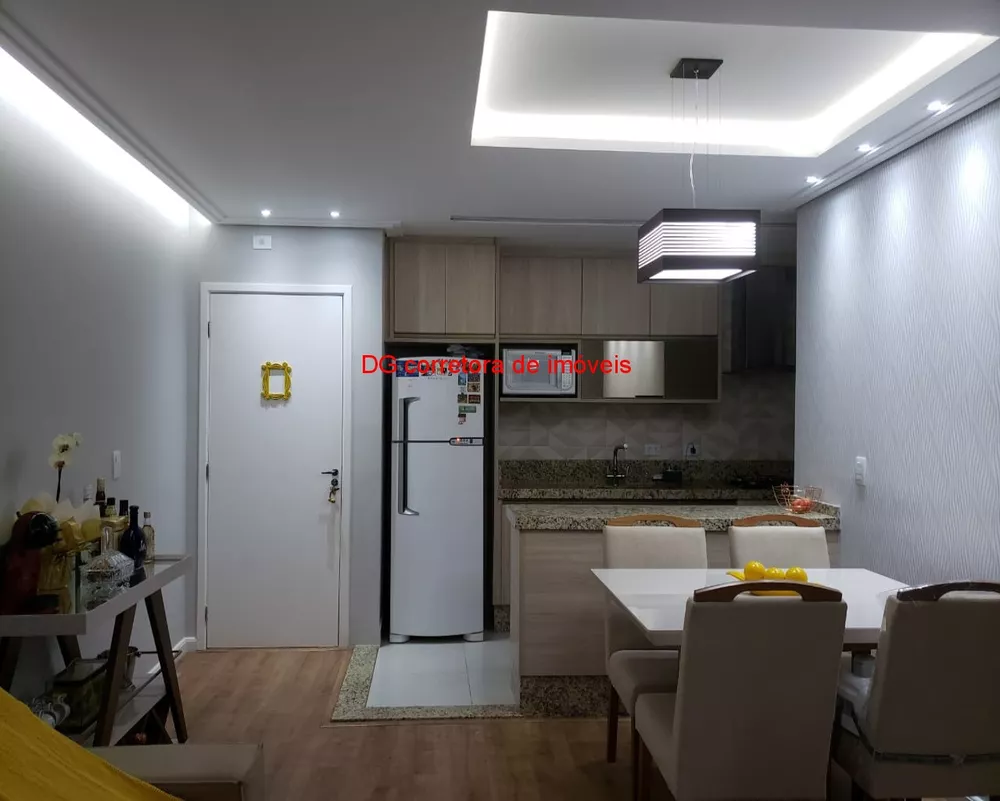 Apartamento à venda com 2 quartos, 57m² - Foto 1