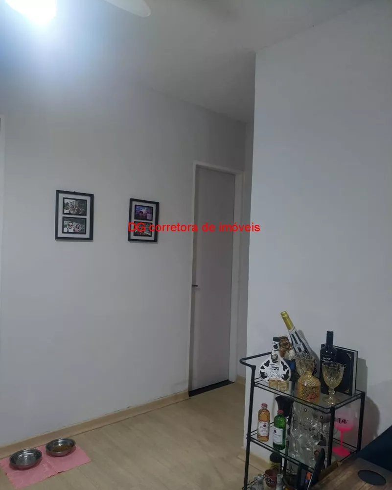 Apartamento à venda com 2 quartos, 60m² - Foto 3