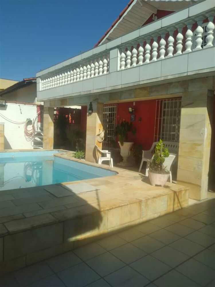 Casa, 4 quartos, 168 m² - Foto 2