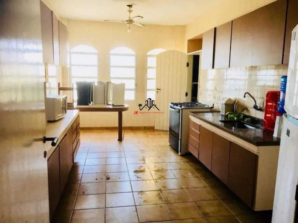 Casa, 4 quartos, 269 m² - Foto 8