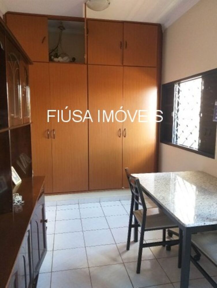 Casa à venda com 3 quartos - Foto 3
