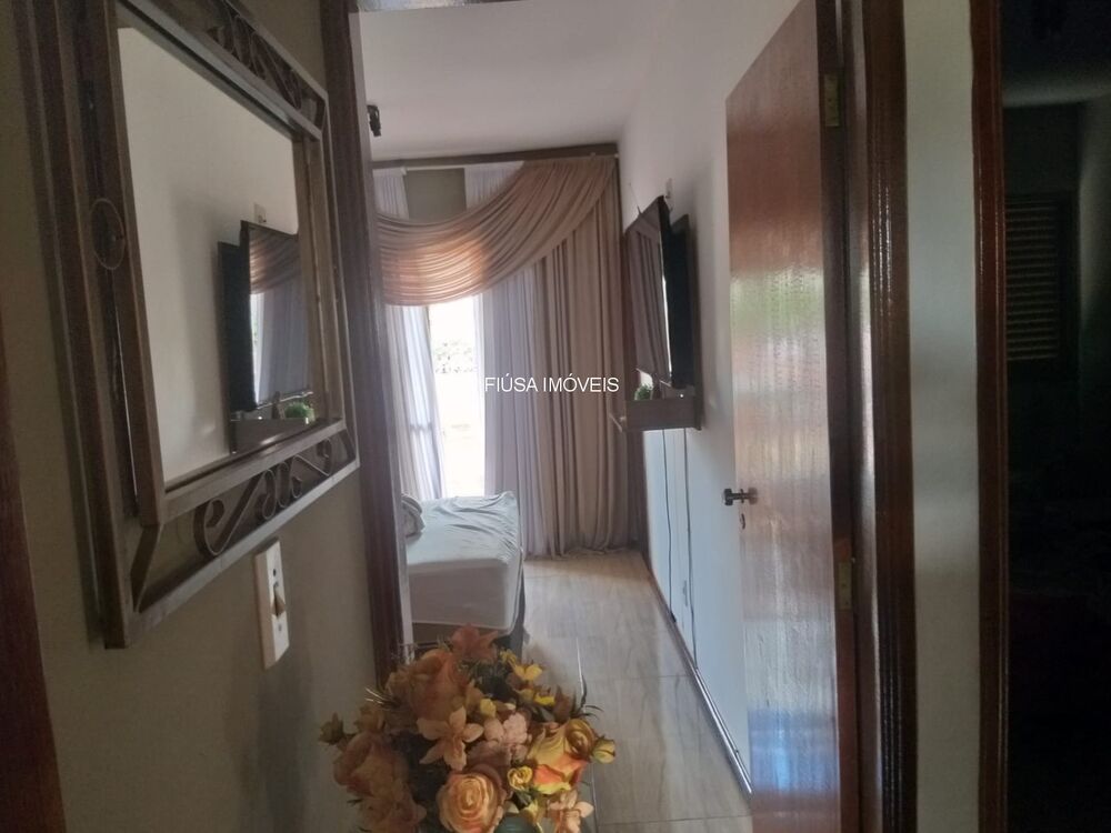 Apartamento à venda com 3 quartos, 102m² - Foto 2