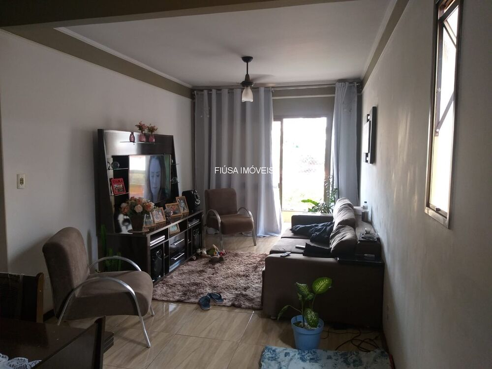 Apartamento à venda com 3 quartos, 102m² - Foto 1