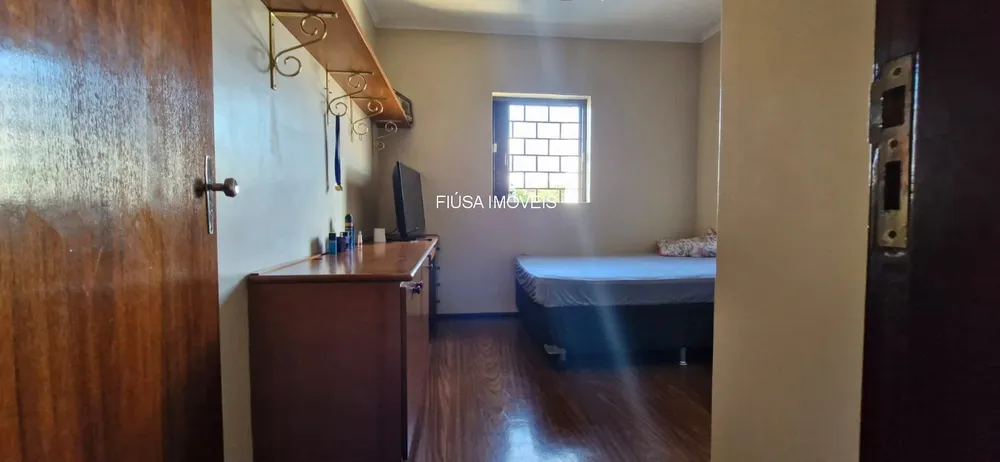 Casa, 4 quartos - Foto 1
