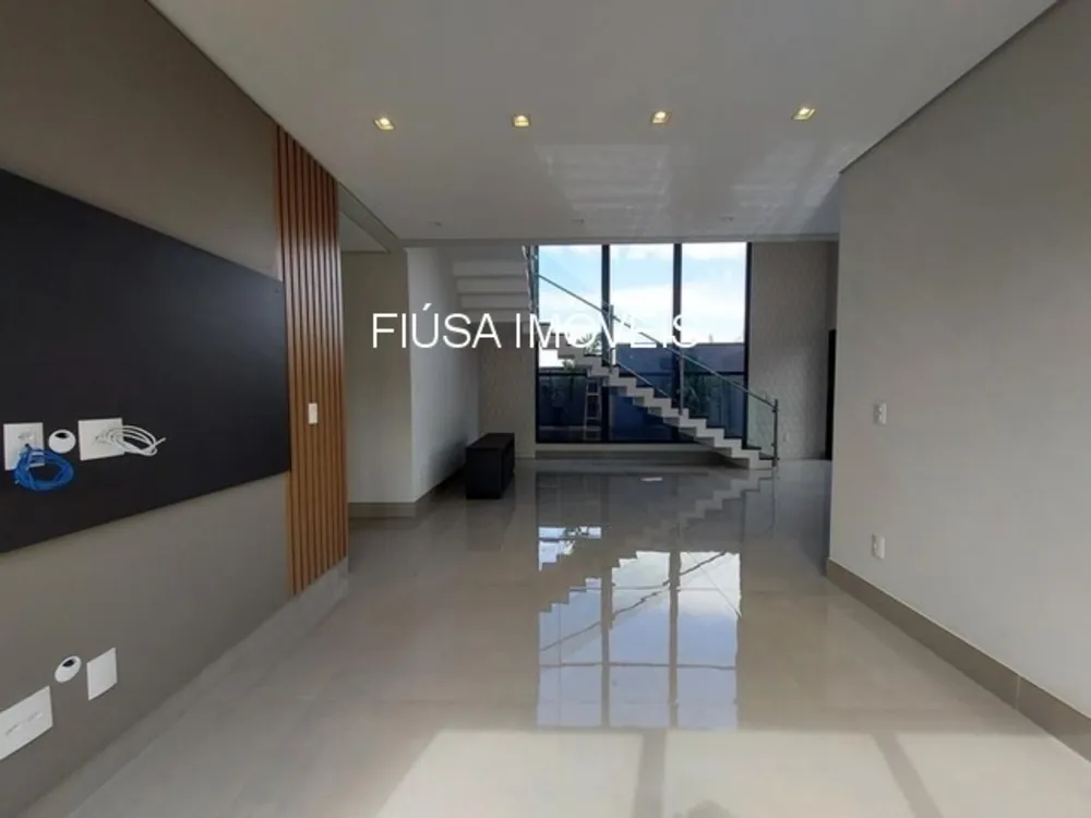 Casa, 4 quartos, 349 m² - Foto 2