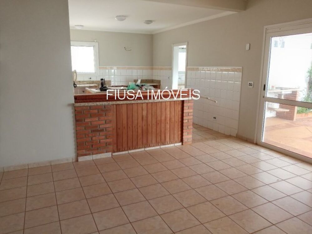 Casa à venda com 3 quartos - Foto 2