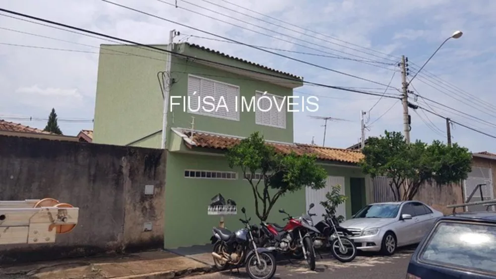 Casa à venda com 4 quartos, 200m² - Foto 4