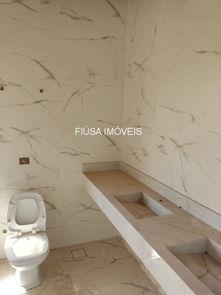 Casa à venda com 4 quartos, 393m² - Foto 13