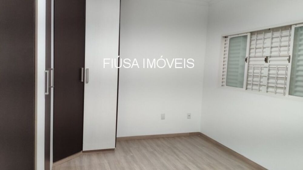 Casa, 4 quartos - Foto 1