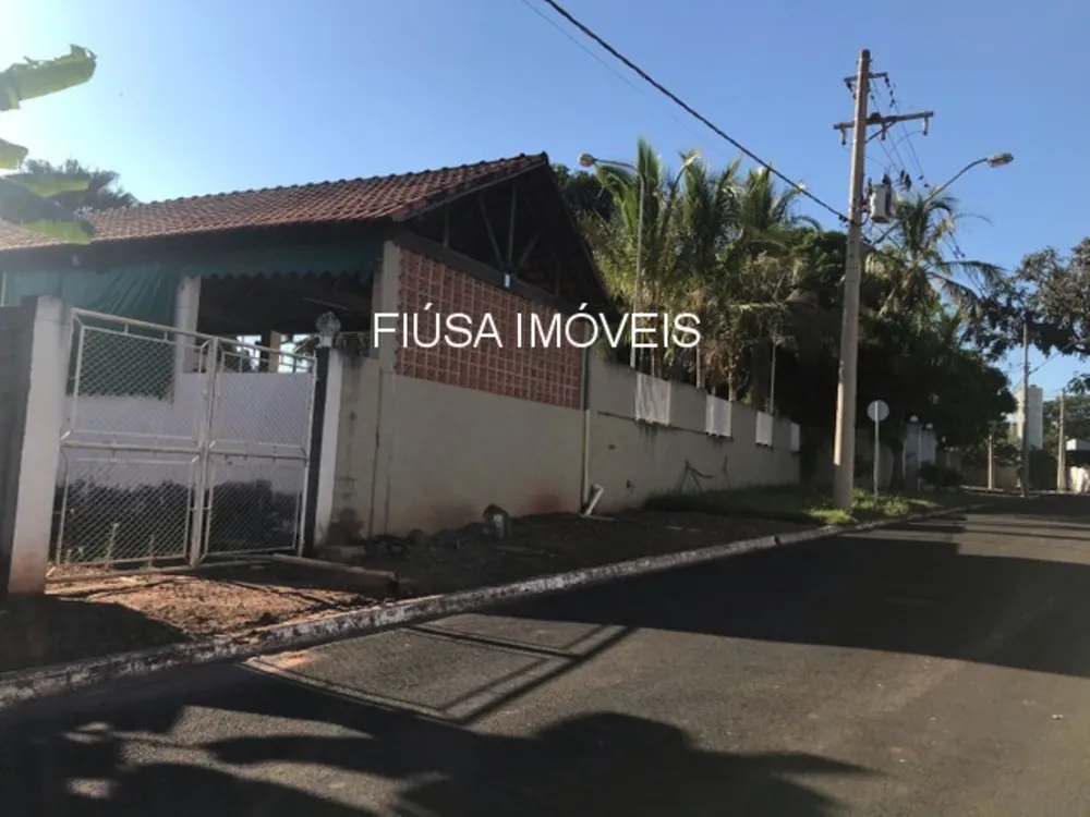 Casa, 3 quartos, 2200 m² - Foto 3
