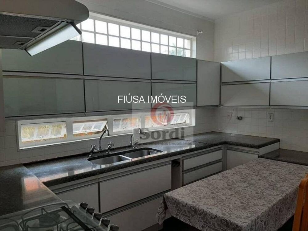 Casa à venda e aluguel com 3 quartos - Foto 1