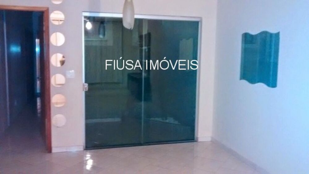 Casa à venda com 3 quartos - Foto 4
