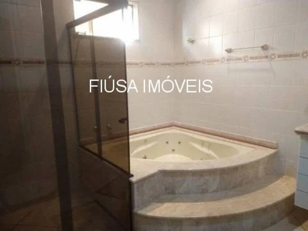 Casa, 5 quartos, 549 m² - Foto 1