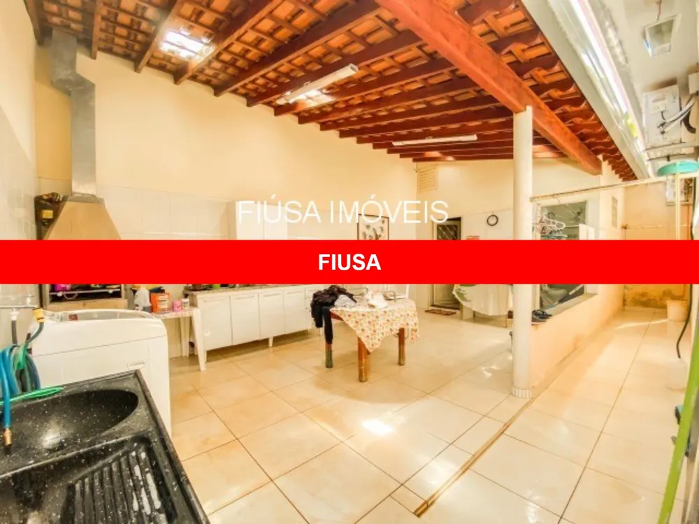 Casa, 3 quartos, 250 m² - Foto 5