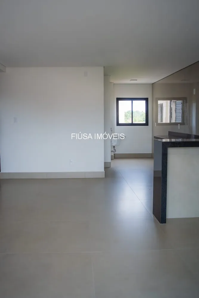 Apartamento, 2 quartos, 61 m² - Foto 2