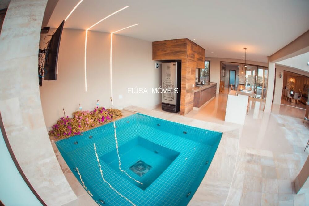 Casa à venda e temporada com 7 quartos - Foto 3