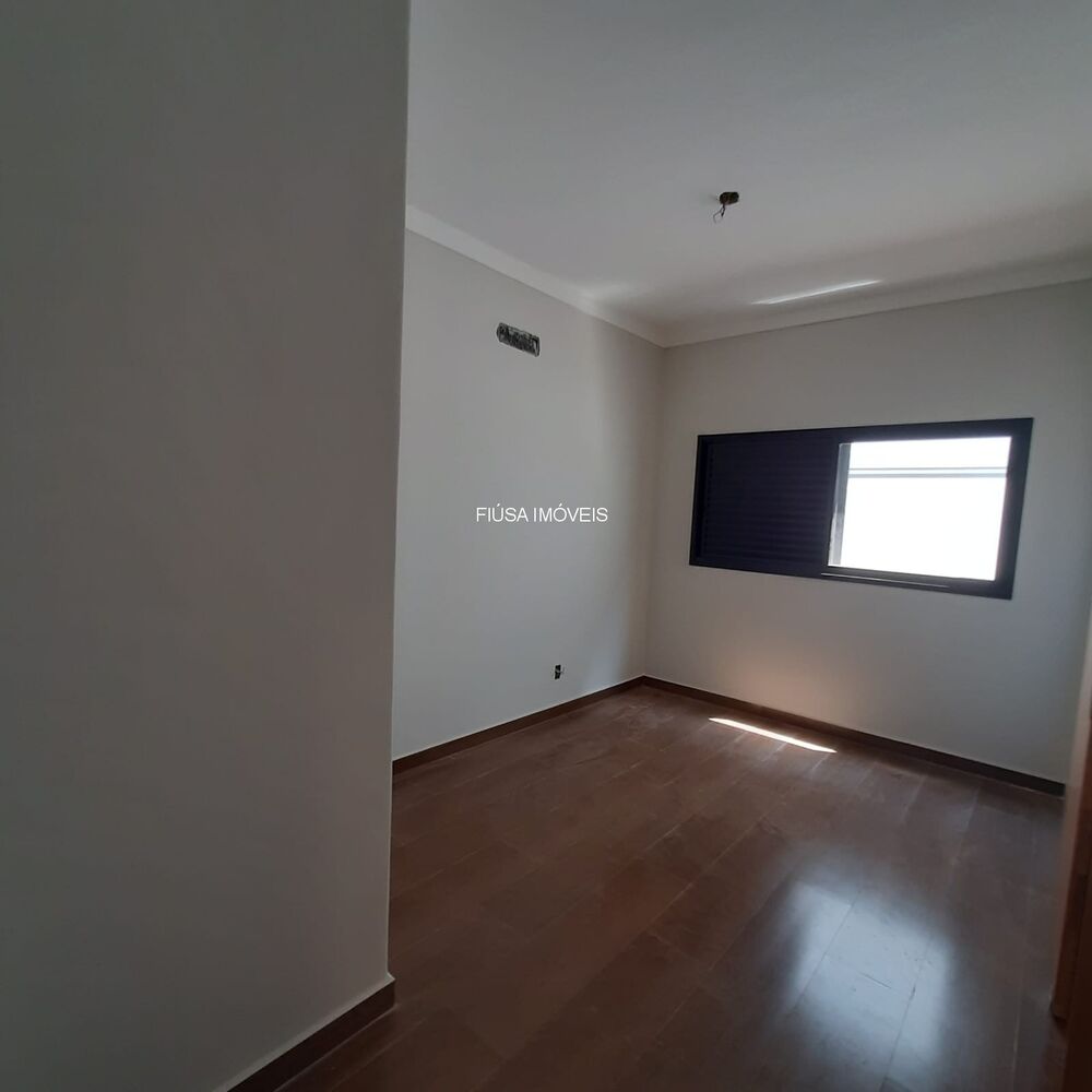 Casa à venda com 3 quartos - Foto 4