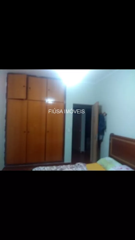 Casa à venda com 3 quartos, 180m² - Foto 3