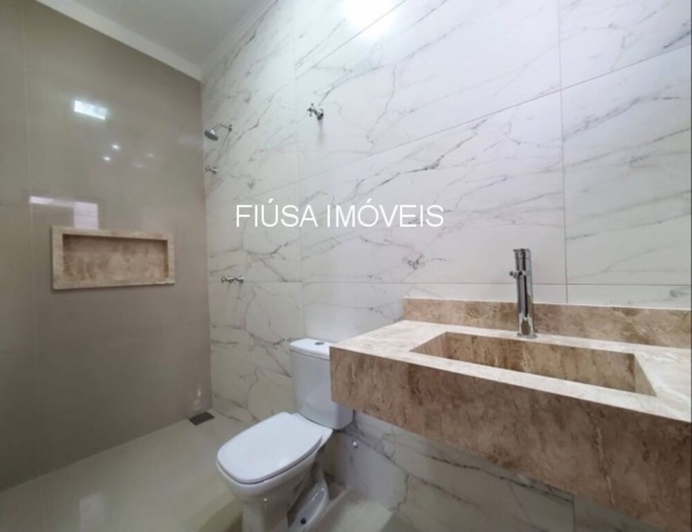 Casa à venda com 3 quartos - Foto 2