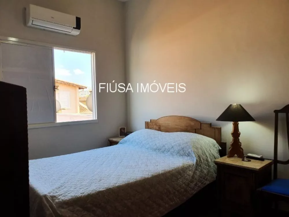 Casa à venda com 4 quartos - Foto 4