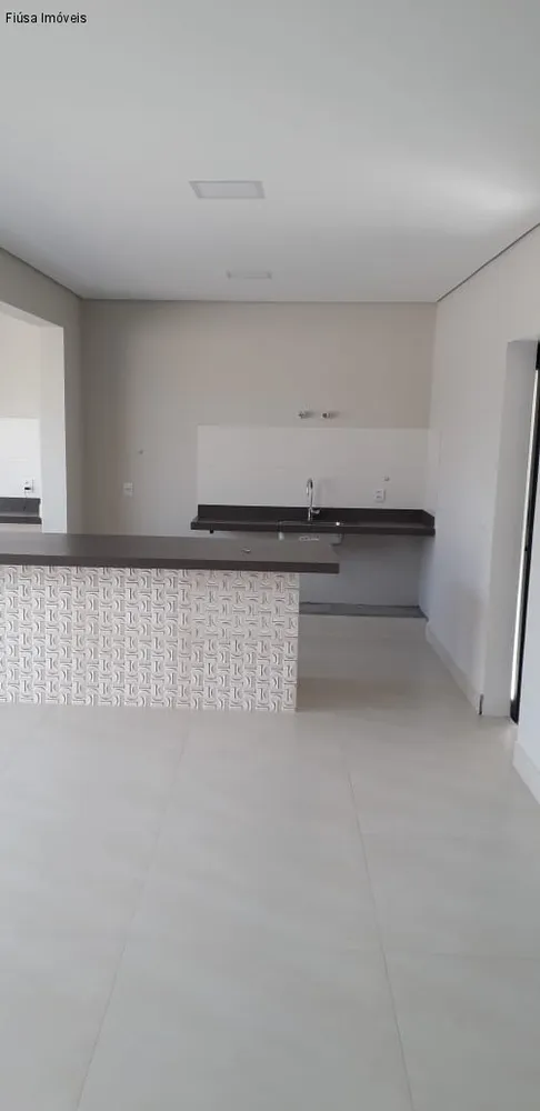 Casa, 4 quartos, 204 m² - Foto 4
