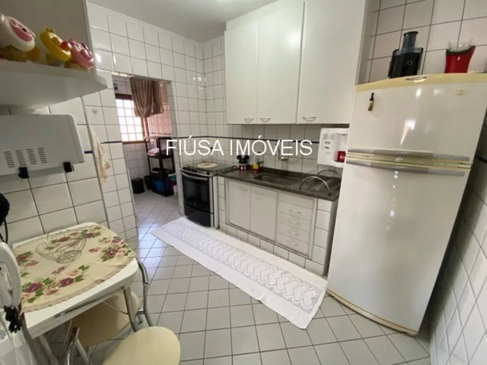 Apartamento à venda com 3 quartos, 90m² - Foto 3