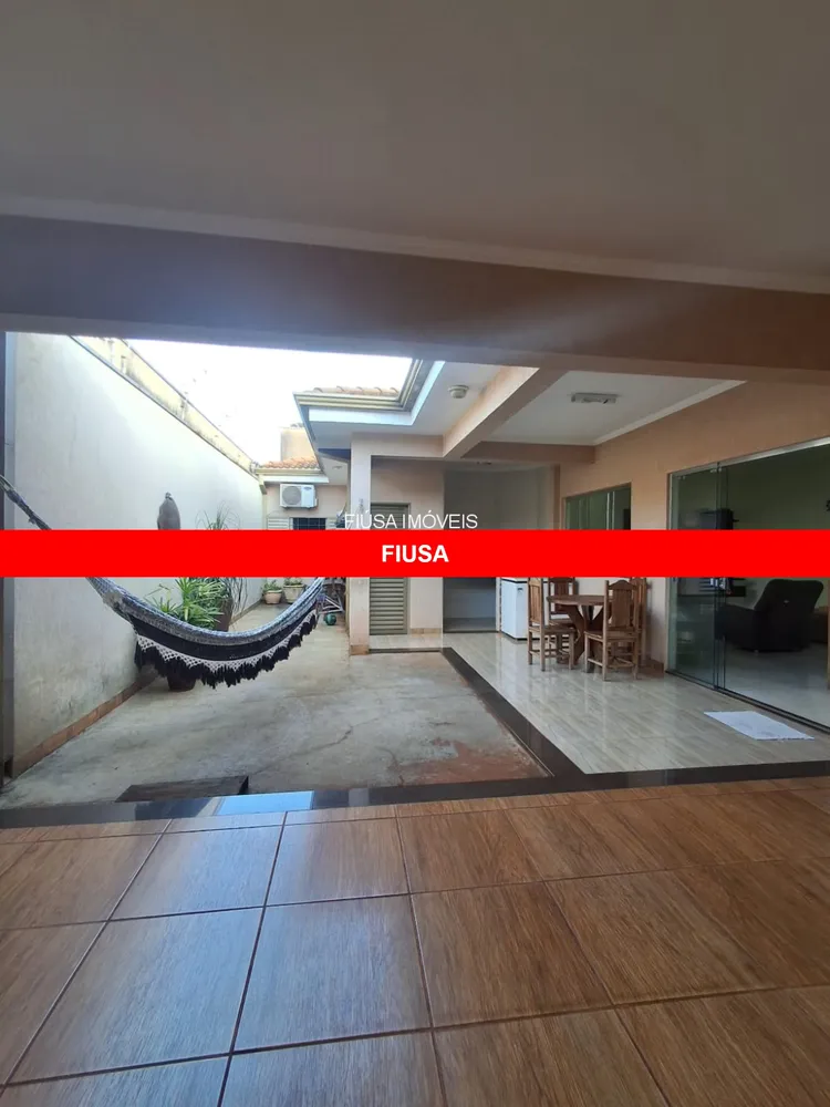 Casa, 3 quartos - Foto 1