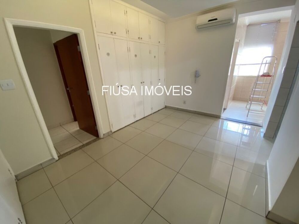 Apartamento, 3 quartos, 190 m² - Foto 1