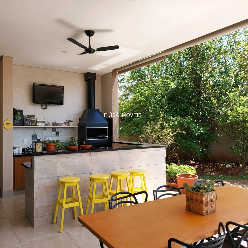 Casa, 3 quartos, 330 m² - Foto 2