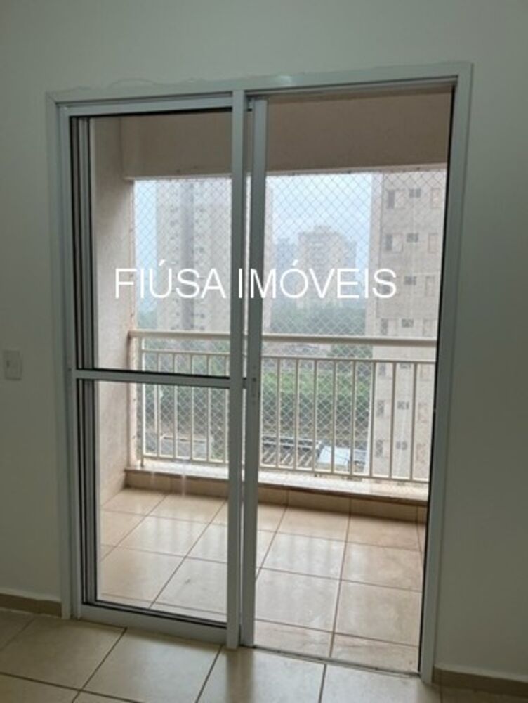 Apartamento à venda com 3 quartos, 71m² - Foto 9