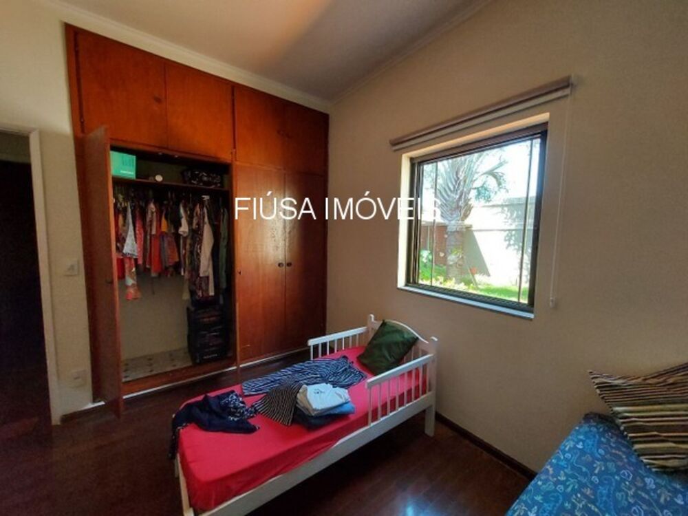 Casa à venda com 3 quartos - Foto 2