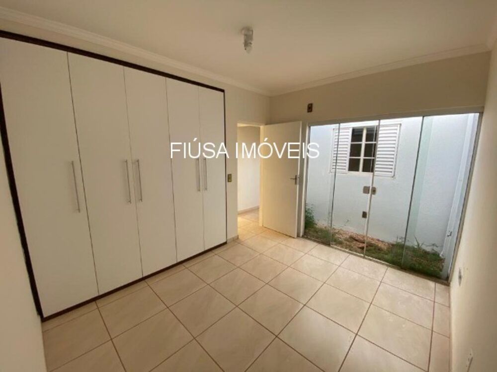 Casa, 4 quartos - Foto 1