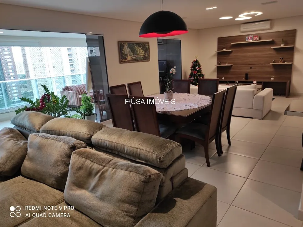Apartamento, 3 quartos, 218 m² - Foto 1