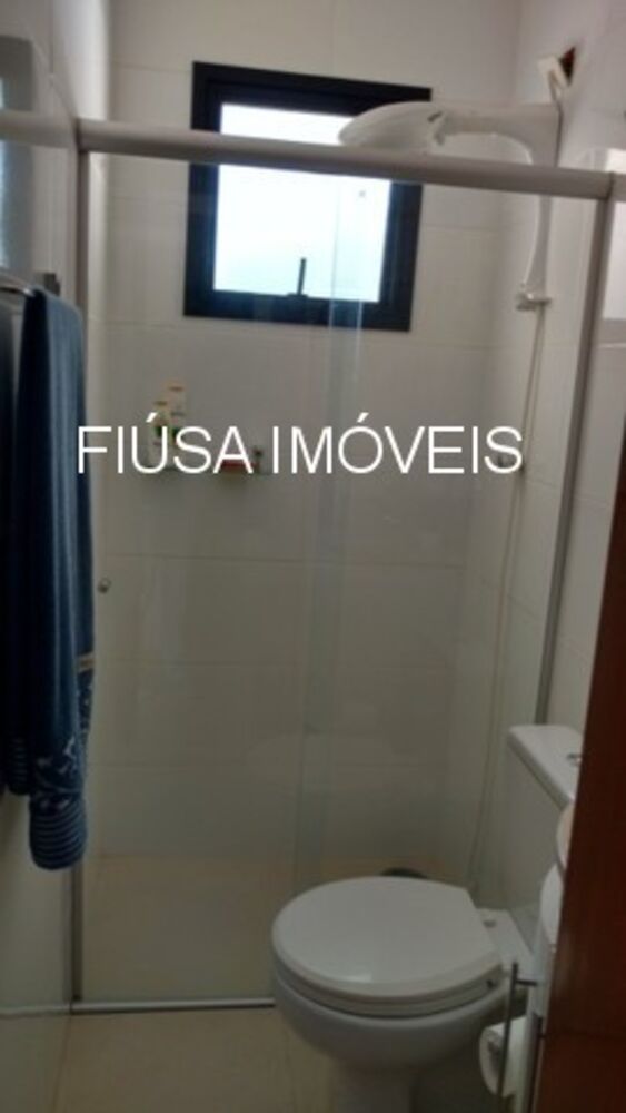Apartamento à venda com 2 quartos, 72m² - Foto 2
