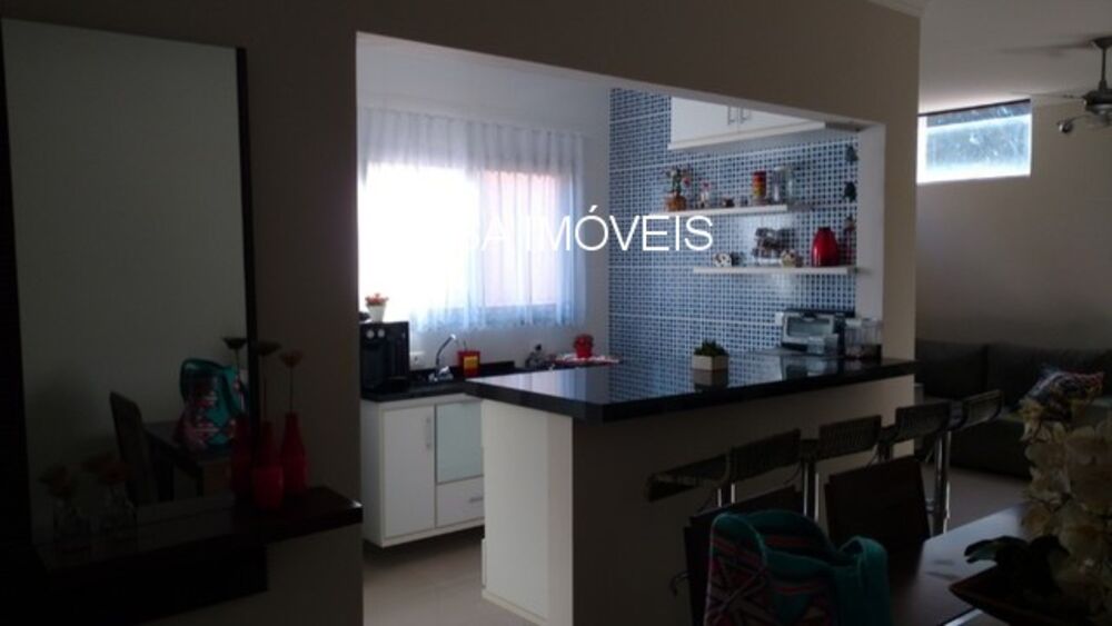 Apartamento à venda com 2 quartos, 72m² - Foto 3
