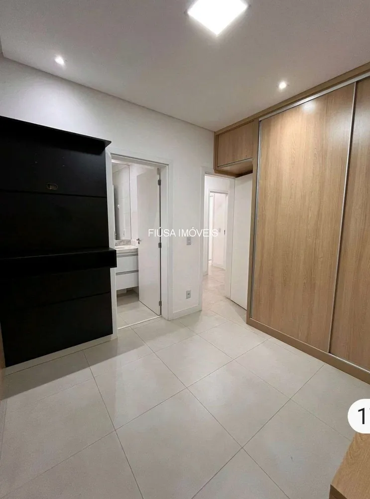 Apartamento, 3 quartos, 131 m² - Foto 2