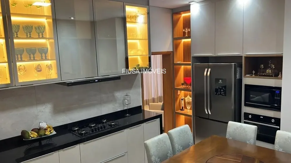 Casa, 4 quartos - Foto 1