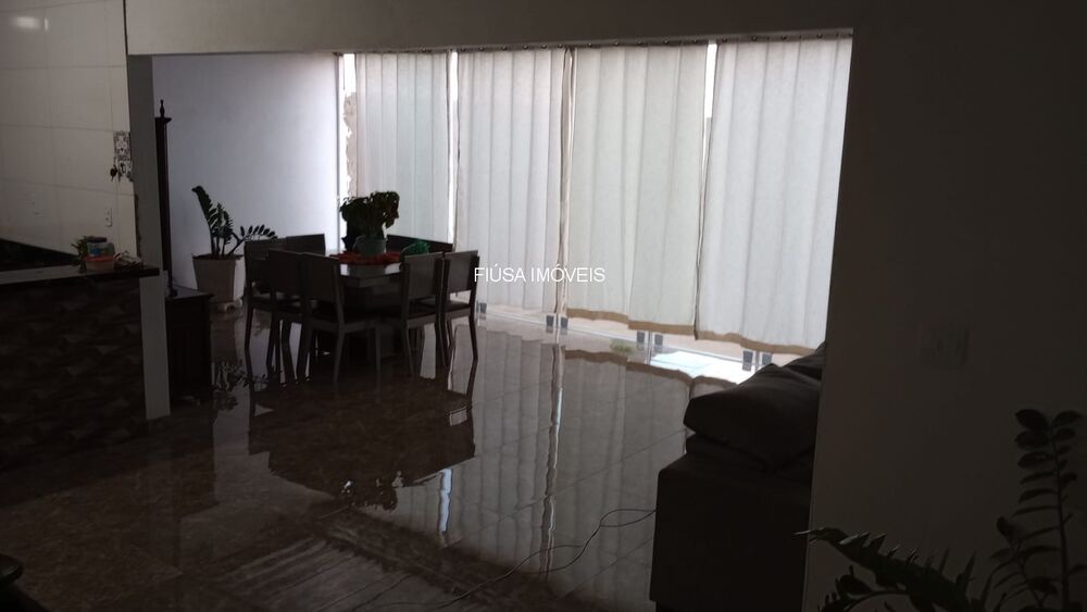 Casa à venda com 4 quartos - Foto 8