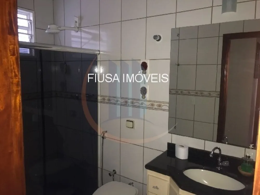 Casa, 3 quartos, 195 m² - Foto 2